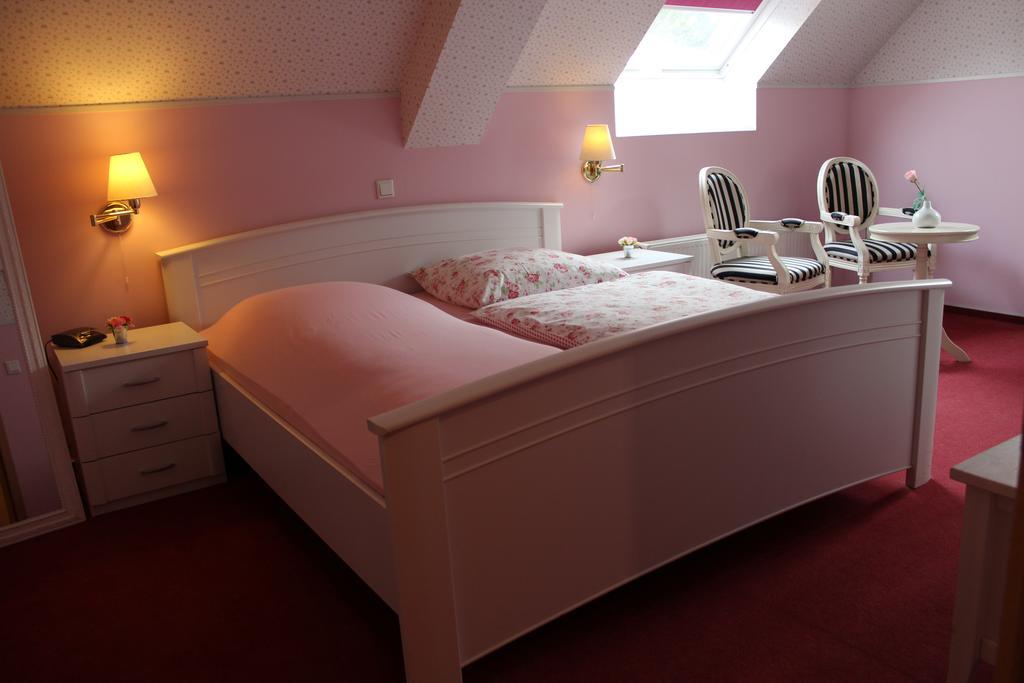 Hotel Rosenhof Dusseldorf Bagian luar foto